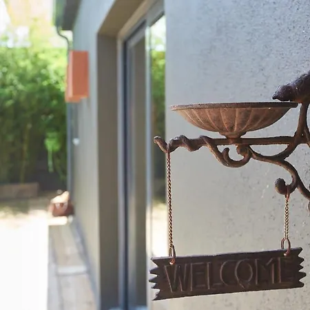 Oasis - W Pool Near Centre Willa *