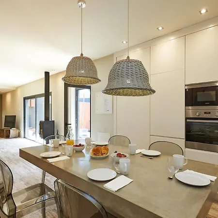 Oasis - W Pool Near Centre Villa *